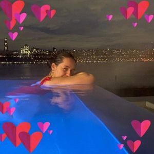 Meet your Posher, Valentina